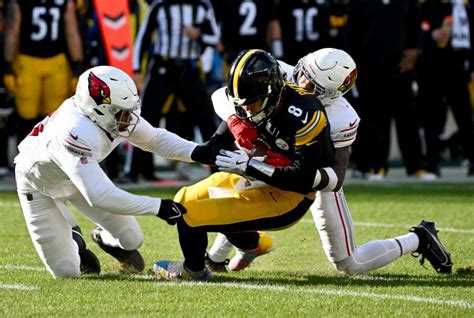 Steelers 'Bracing' Themselves for the Worst With Kenny Pickett Injury - Heavy.com