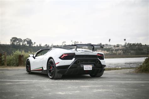 Lamborghini Huracan Performante Spyder Review - The Manual