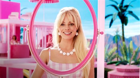 ¿Qué revela el nuevo tráiler de Barbie con Margot Robbie y Ryan Gosling?