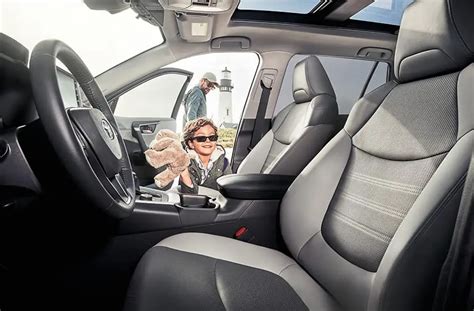 What are the Model Features of the All-New 2022 Toyota RAV4 ...