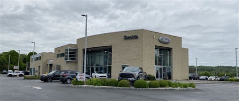 Fred Beans opens 8th Ford dealership. This one’s in Warren County ...