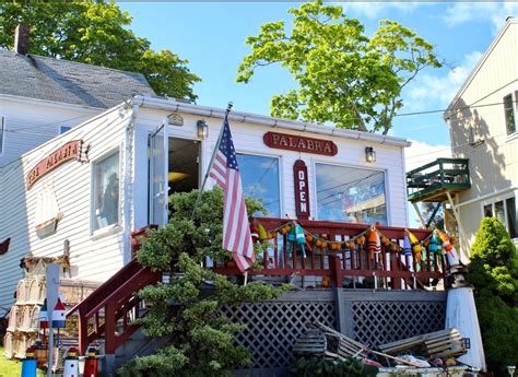 Cute lobster restaurant in Maine. | Lobster restaurant, Restaurant ...