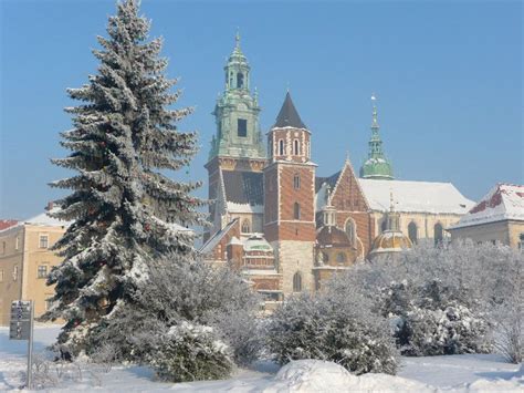 CRISTINE FARINAS: Winter in Krakow, Poland