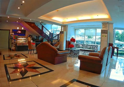 The Golden Peak Hotel & Suites powered by Cocotel in Cebu - See 2023 Prices