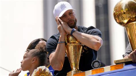 Stephen Curry is widely recognised all over the world for his ...