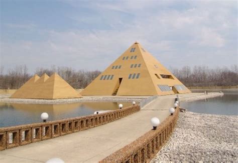 The 10 Most Interesting Pyramid Shaped Buildings - Neatorama