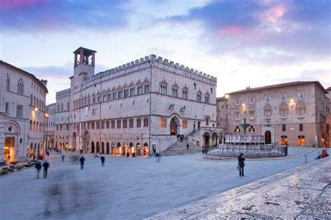 Historical Places in Italy - Italy travel guide - Go Guides