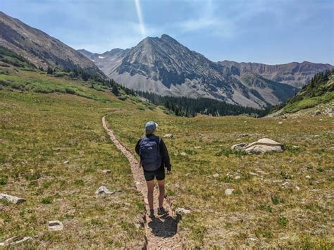 8 Best Crested Butte Hiking Trails To Add To Your Bucket List [2022] - Mike & Laura Travel