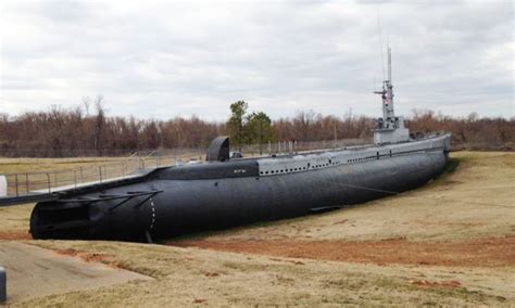 Historic WWII Submarine Museum Refloated Decades Later by Midwest ...