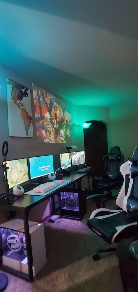 Pin by Christian Lam on Pc setup in 2020 | Computer gaming room, Gaming setup, Computer setup