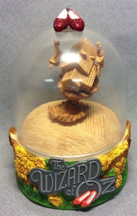 The Wizard of Oz - It's a Twister - Hallmark - 2013 | Hallmark christmas ornaments, Hallmark ...