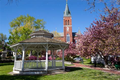 Amesbury, Massachusetts: a Picturesque City in Photos – NBC Boston