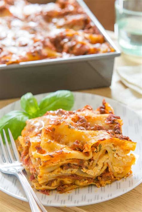 Easy Homemade Lasagna (Perfected Recipe) - Fifteen Spatulas