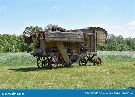 Old Antique Threshing Machine Stock Photography | CartoonDealer.com #62186126