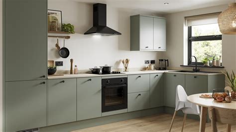 Greenwich Reed Green Kitchen | Fitted Kitchens | Howdens