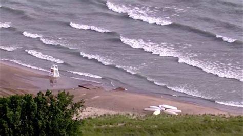 Beach hazard warning for high waves, rip currents along Lake Michigan ...