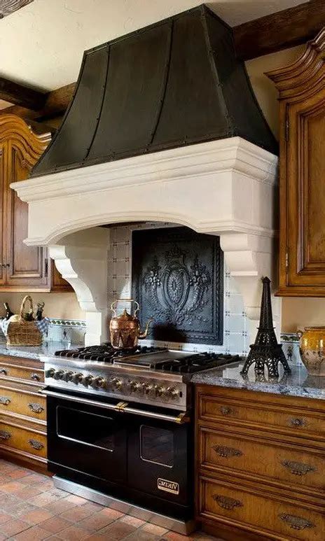 40 Kitchen Vent Range Hood Designs And Ideas | RemoveandReplace.com