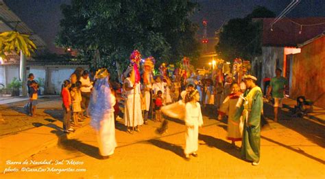 Living Barra de Navidad: Mexican Christmas Traditions - Posadas and Pastorelas in Barra de Navidad