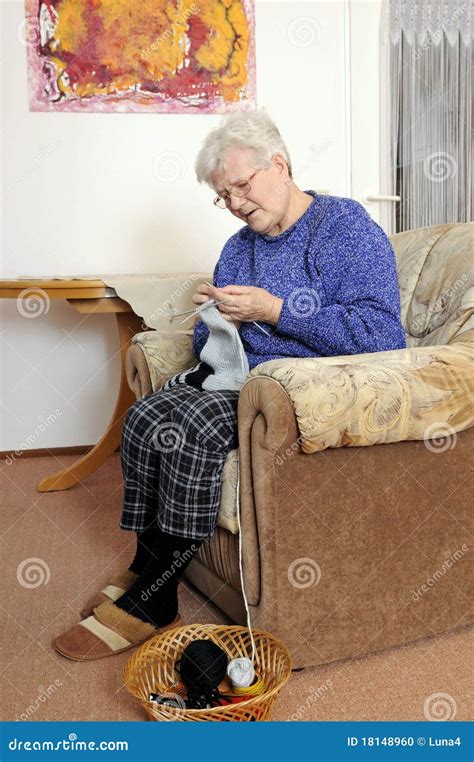 Elderly woman knitting stock photo. Image of woman, knitting - 18148960