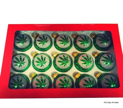 A Cannabis Christmas: The 40 Best Gifts For Pot Smokers - if it's hip, it's here