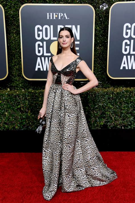 Anne Hathaway – 2019 Golden Globe Awards Red Carpet • CelebMafia