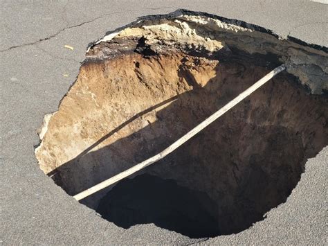 Sinkhole strikes neighborhood in Walden Lake | Plant City Observer