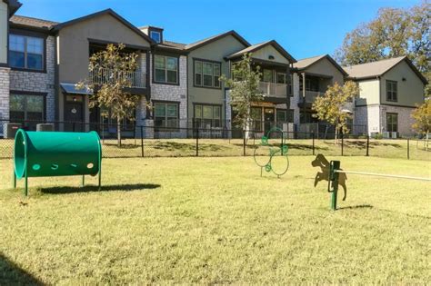 Round Rock, TX Townhome Apartments | Springs at Round Rock