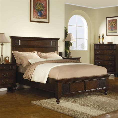 King size Classic Neo-Traditional Wood Bed in Dark Cherry Merlot Finish