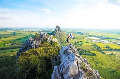 16 Hiking trails and mountains in Thailand with the most majestic views | Hiking trails, Laos ...