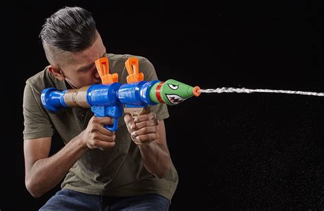 Fortnite Nerf guns finally exist, a soaking dream of perfect branding