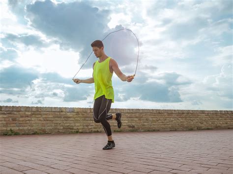 Jump Rope Workouts: The Best Jump Rope Workout - Men's Journal