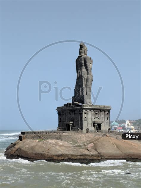 Image of Thiruvalluvar Statue-HM466725-Picxy