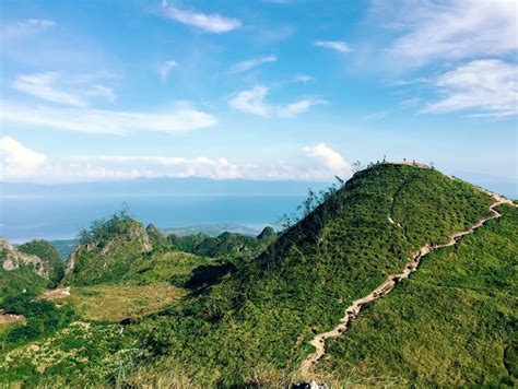 Osmena Peak Badian - 360 Degree Views From Cebu's Highest Point