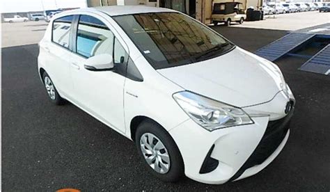 Toyota Vitz (Hybrid) - Royal Motors Ltd