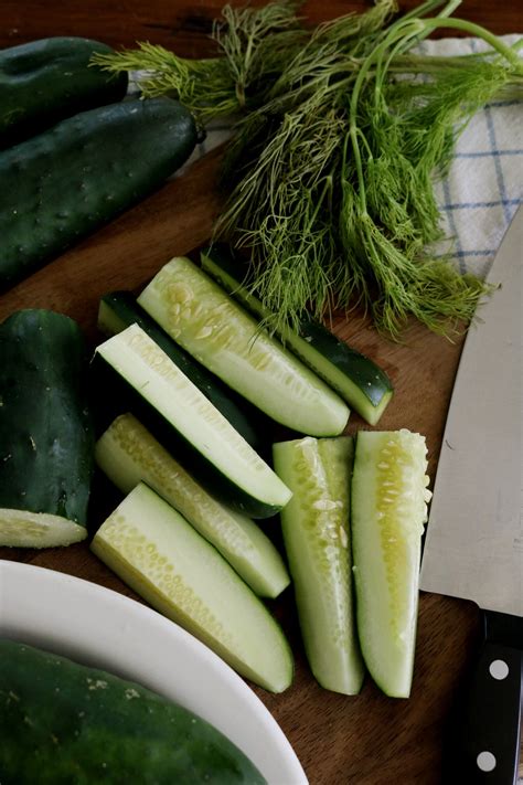 Canned Kosher Dill Pickle Spears with Ball® Canning — Under A Tin Roof™ | Dill spears recipe ...