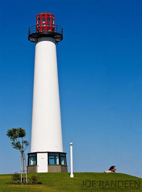 Long Beach Harbor Lighthouse, California, USA. | Lighthouse, Shoreline ...