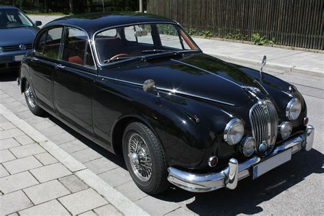 File:Jaguar MK2 Front.jpg