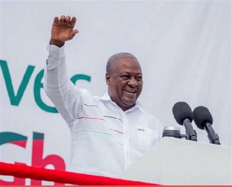 Mahama resumes campaign in Ashanti Region – Raw Gist