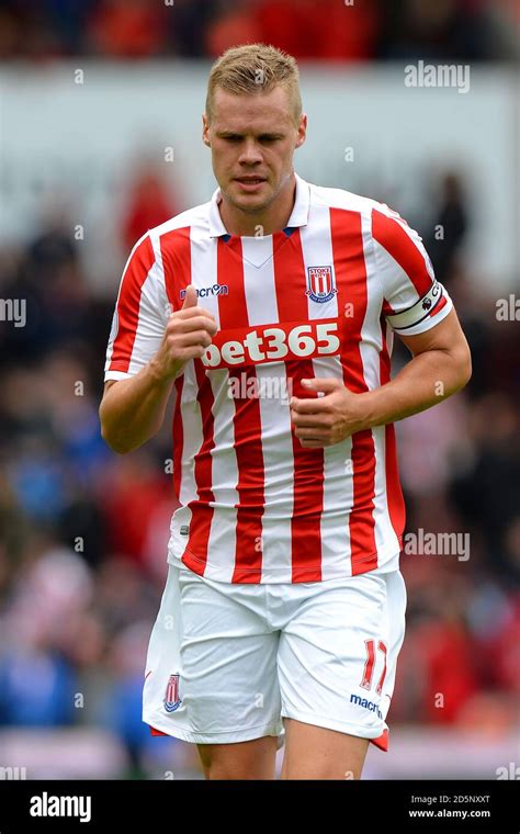 Ryan Shawcross, Stoke City Stock Photo - Alamy