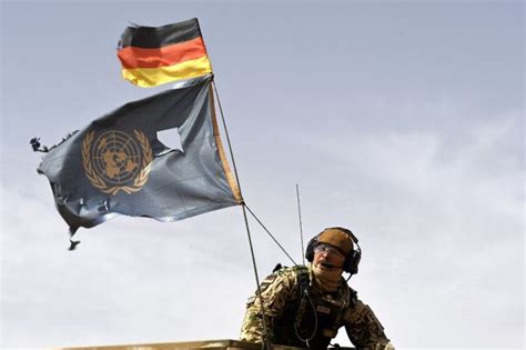 German troops deployed to UN mission begin withdrawal from Mali | Armed Groups News | Al Jazeera