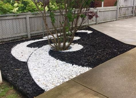 Black And White Garden Design - GARDEN FGT