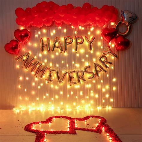 Surprise Your Partner with These room decoration for anniversary Ideas ...