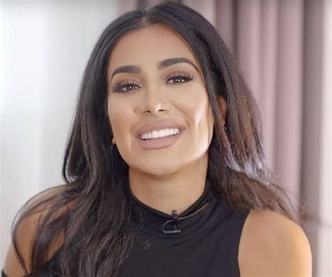 Huda Kattan Biography - Facts, Childhood, Family Life & Achievements