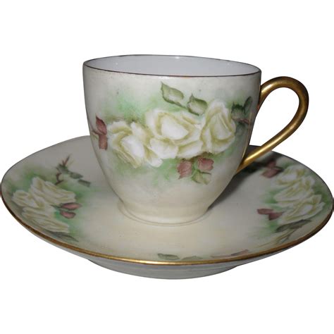 Pretty T & V Tresseman & Vogt White Roses Demitasse Cup & Saucer | Demitasse cups, Cup and ...