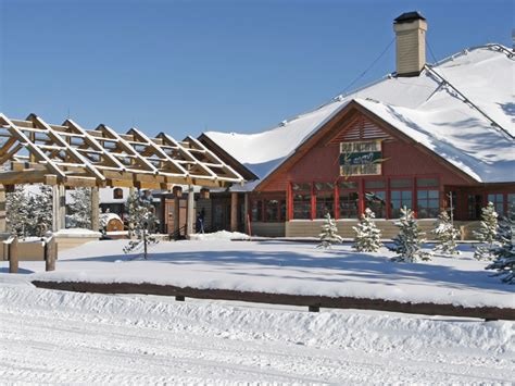 Old Faithful Snow Lodge Winter | Yellowstone National Park Lodges