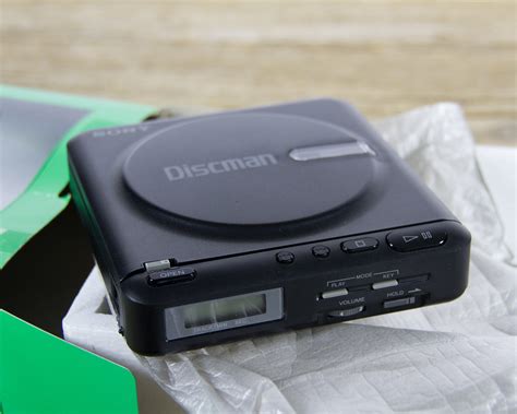 Vintage Sony Discman D 2 Compact CD Player Vintage Portable CD Player ...