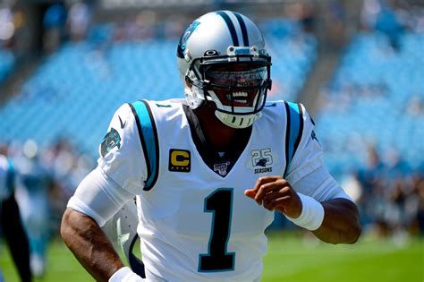 Carolina Panthers: Cam Newton piles on pressure with vlog post