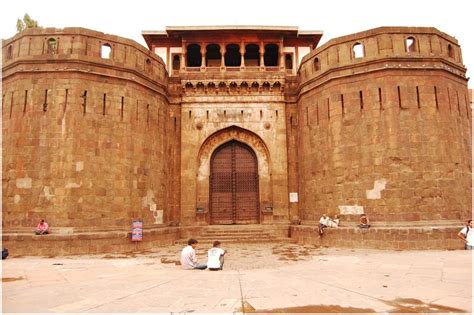 Shaniwar wada -Old heritage in Pune - Architecture Photos - click-it-right