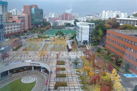 Sogang University, Careers and Opportunities, La Trobe University