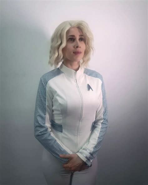 This Nurse Chapel Cosplay 'Star Trek: Strange New Worlds' is No ...